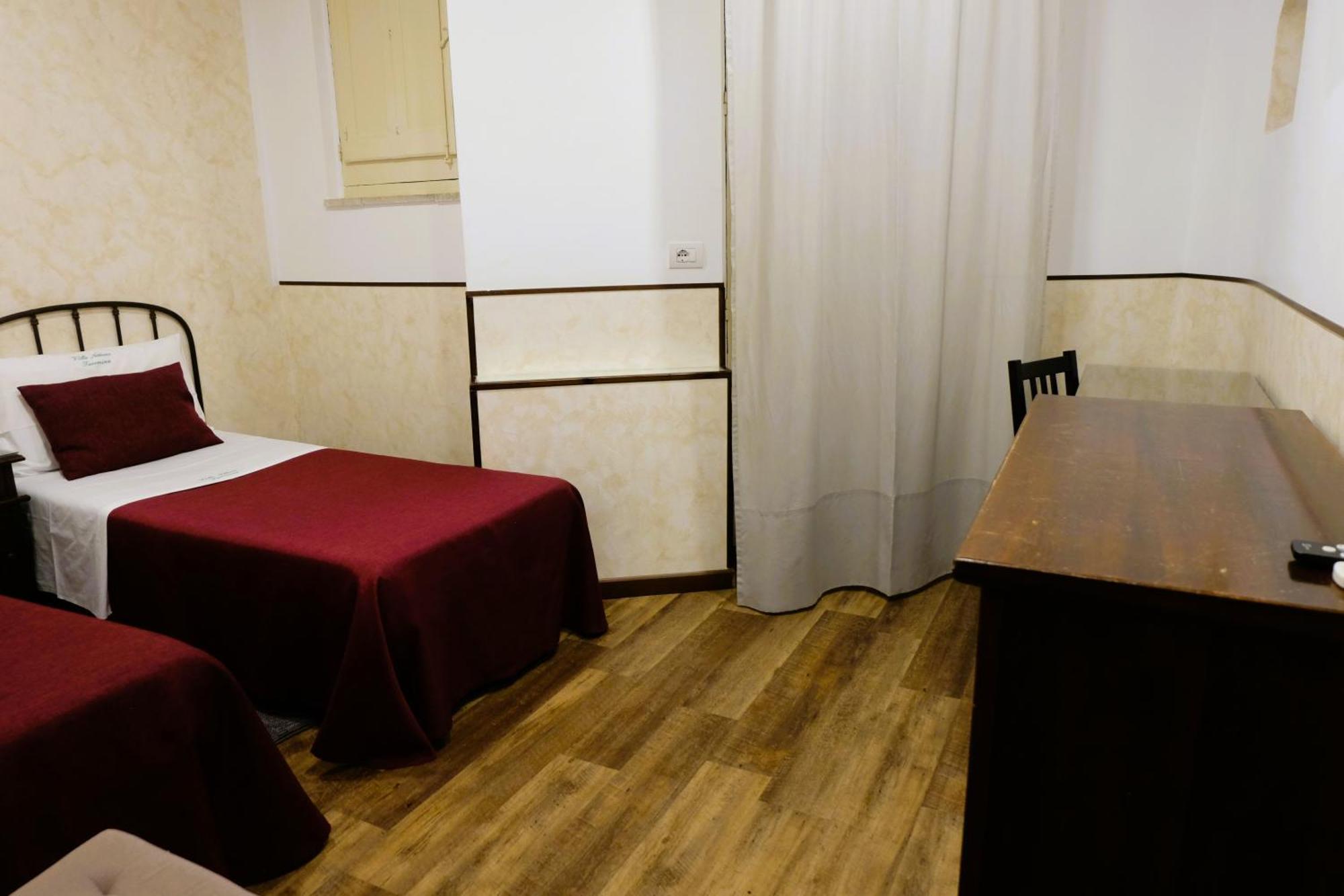 Nettuno Hotell 2*